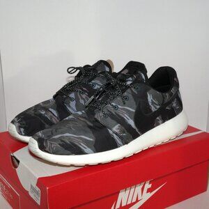 2013 Nike Roshe Run GPX Black Tiger Camo 555445-001 Mens US 11.5